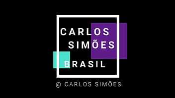 Estava limpando a casa mais acabei dando meu cuzinho pro meu patrão dotado gostoso