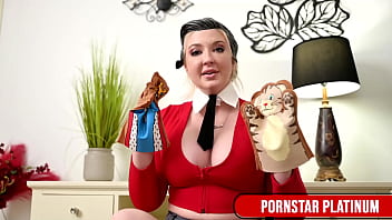 Kinky blonde leya falcon & mocha slut ebony mystique fuck in costumes