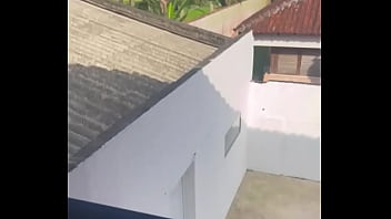 Squirt da gaucha rabuda fudendo com maloqueiro na sacada beira mar