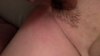 Le hago un dedo después de la fiesta