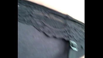 Ensemble noir et porte jarretelles