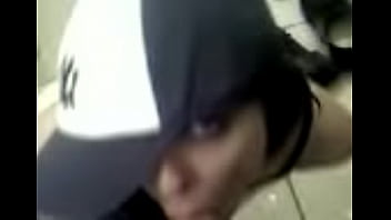 Girlfriend shawna mckenzie giving a blow job in the bathroom