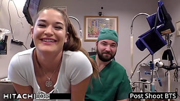 Freshman gets mandatory hitachi orgasm from doctor tampa kendra heart