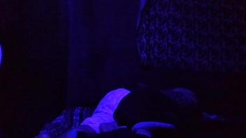 Pense que era mi esposo el que me despertó para coger y era mi cuñado