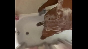 From the shower to the streets baby meet me inna sheets