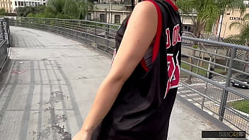 Megan from são paulo squirts for black dick