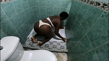 You walk in and see me in the bathroom like this on my knees ready to give messy throat top head jhodez1