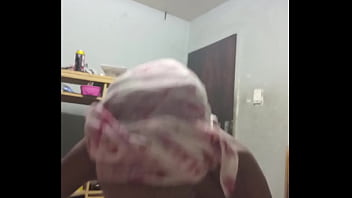 Gheto girl rubs pussy show ass and suck my cock