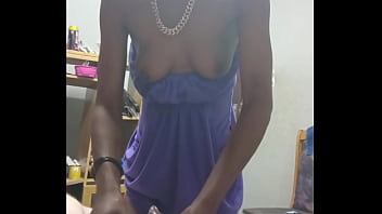 Gheto girl rubs pussy show ass and suck my cock