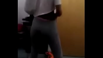 Girl Moving The Ass thumbnail