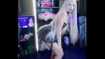 On a positive note i got the fiber installed yesterday my pc is alllmost all set up i'm unpacking all of my cam st