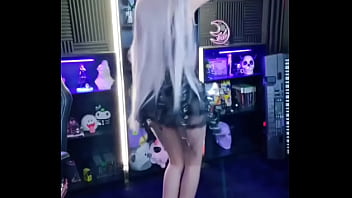 On a positive note i got the fiber installed yesterday my pc is alllmost all set up i'm unpacking all of my cam st