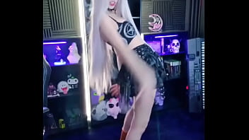 On a positive note i got the fiber installed yesterday my pc is alllmost all set up i'm unpacking all of my cam st