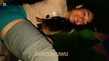 En la carpa chupándome mí