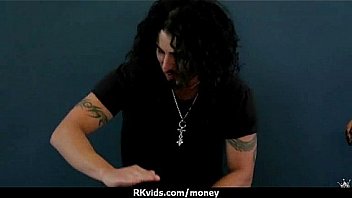 Amateur has sex for some quick cash 7