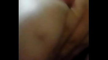 Flor mostrando tetotas