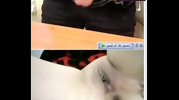 Open my wife pussy in webcam