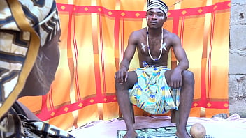 Cette vidéo est tirée d'une histoire vraie regardez très attentivement s'il vous plaît car elle tirer d'une histoire réelle abonnez vous massivement sur notre chaîne pour plus de détails