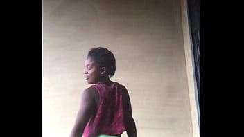 Crazybitch loves to twerk her sexy big ass wherever she is