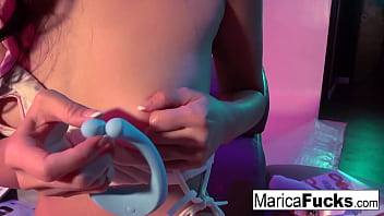 Asian babe plays with herself