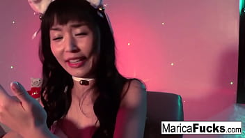 Asian babe plays with herself