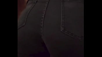 Me encanta como se me ven las nalgas