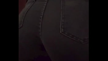 Me encanta como se me ven las nalgas