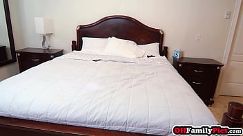 Babe kelsey kage swallowed big cock and babe enjoyed rough pussy fucking