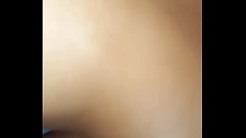 Tía de buen culo follada por mejor amigo de esposo