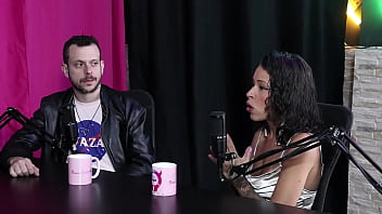 Eles buscam trazer novas criadoras de conteúdos e conheceram várias pessoas de nichos diferentes espuleta e himeros mansion sheer red