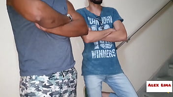 E e meu amigo transamos com a vizinha vizinha gostosa