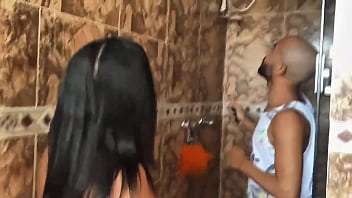 Vizinho me espionou pela janela aproveitei pedi ajuda