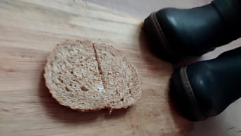 Preparing lunch for slave