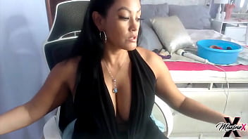 Asian maxine x had a lot of fun playing with her two sex toys