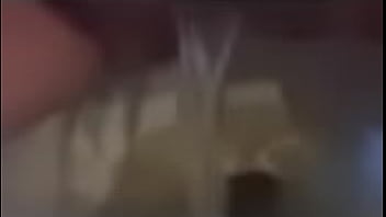 Isabella holloway peeing