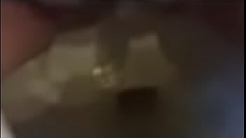 Isabella holloway peeing