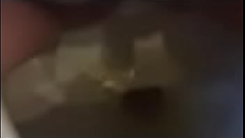 Isabella holloway peeing