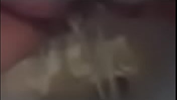 Isabella holloway peeing