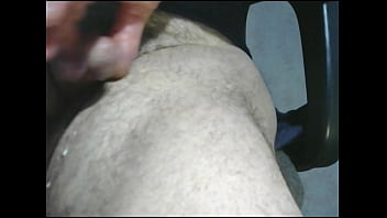 He unloads huge loads for linda while watching her fuck and have a funtime