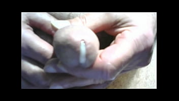 He unloads huge loads for linda while watching her fuck and have a funtime