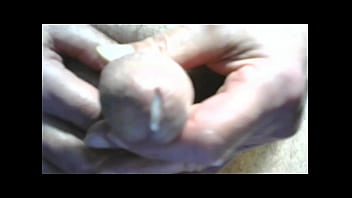 He unloads huge loads for linda while watching her fuck and have a funtime