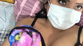 Eu sou a vadia da vizinhança adoro me tocar como uma prostituta barata quando estou em casa