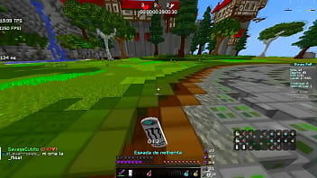 Haitiano folla a una monita descontroladamente