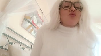 When my step aunt has a lot of desire but has no penis to satisfy her