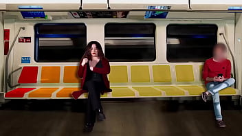 Masturbo a un desconocido en el tren mientras mi esposo filma todo Masturbo a un desconocido en el tren mientras mi esposo filma todo