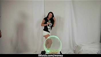 Money makes her cheat on a perfect guy 9