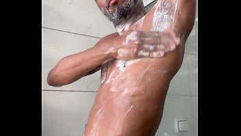 Jamesvillarxxx banho