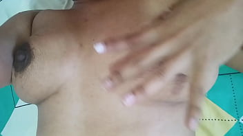 Quiero que te corras conmigo y te desleches atentamente tu potra caliente