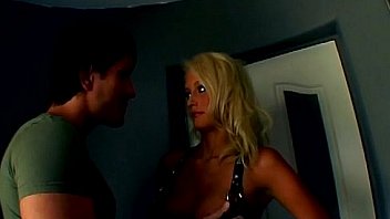 Blonde hottie gets her gorgeous big booty destroyed Blonde hottie gets her gorgeous big booty destroyed