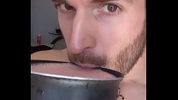 Q rico licuado de durazno y frutilla fresas